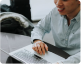 A women working on laptop